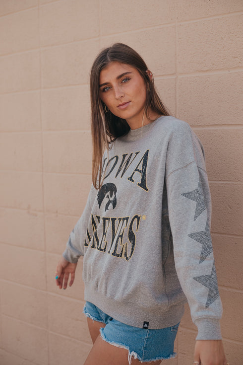 Iowa Wynn Star Sleeve OS Fleece Crew